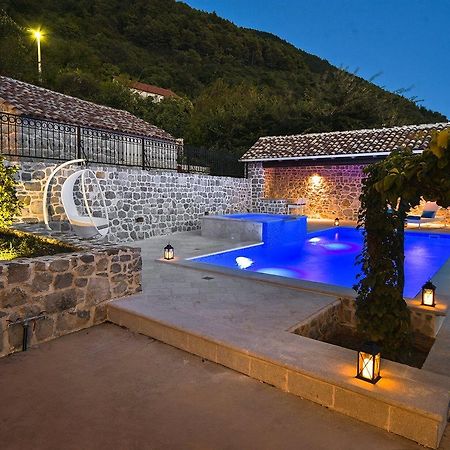 Villa Dub Kotor Buitenkant foto