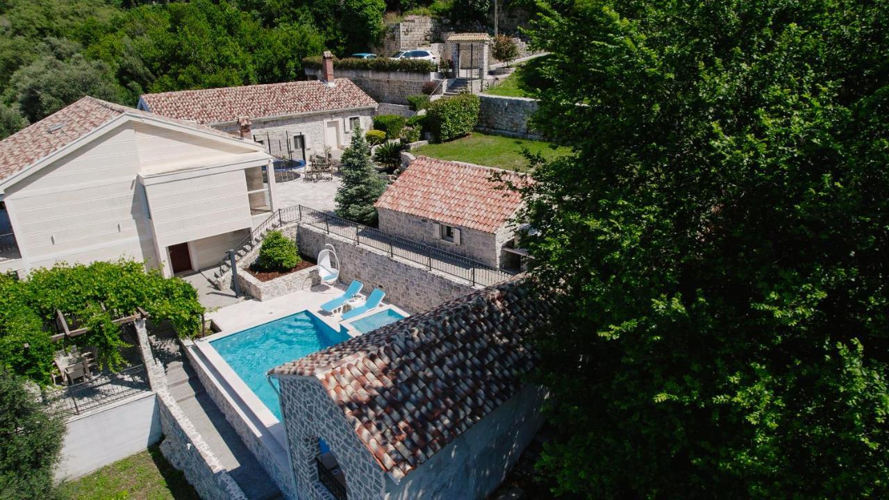 Villa Dub Kotor Buitenkant foto