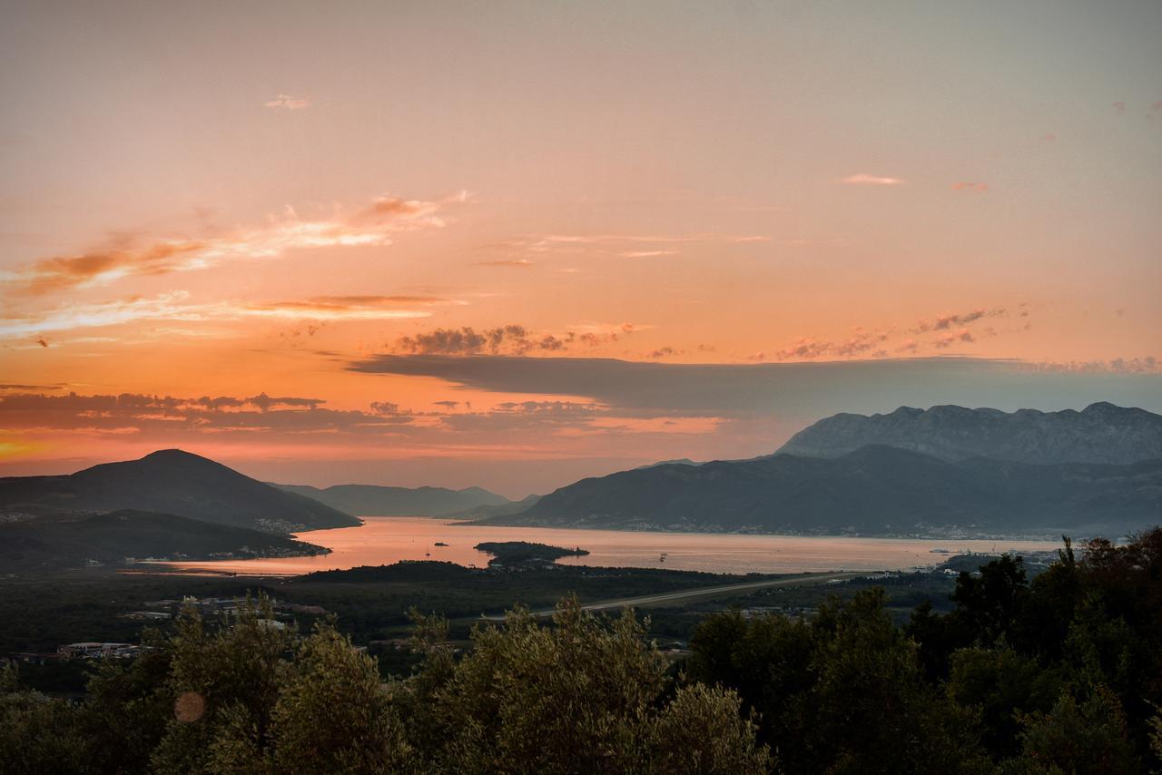 Villa Dub Kotor Buitenkant foto